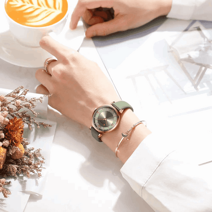 Relógio Curren Feminino Redondo De Couro - 02